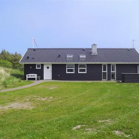 Holiday home Aved - 350m From The Sea In Nw Jutland By Interhome Lokken